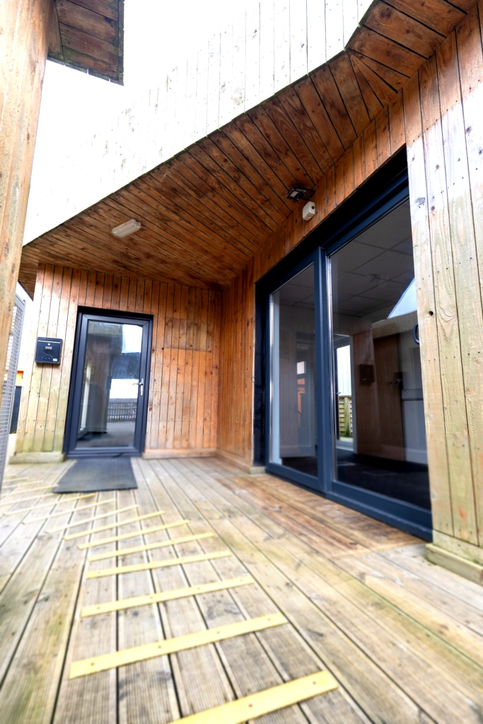 Saw 8 | 400sqft  - Hover